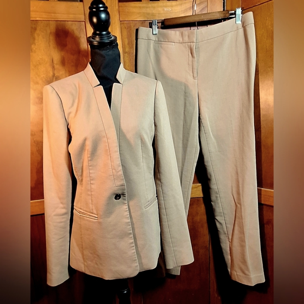 ANN TAYLOR Classic Tan Pantsuit